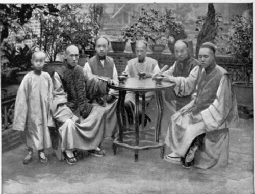 http://www.ancientrails.com/wp-content/uploads/2013/09/Chinese-Merchants-Drinking-Tea.png