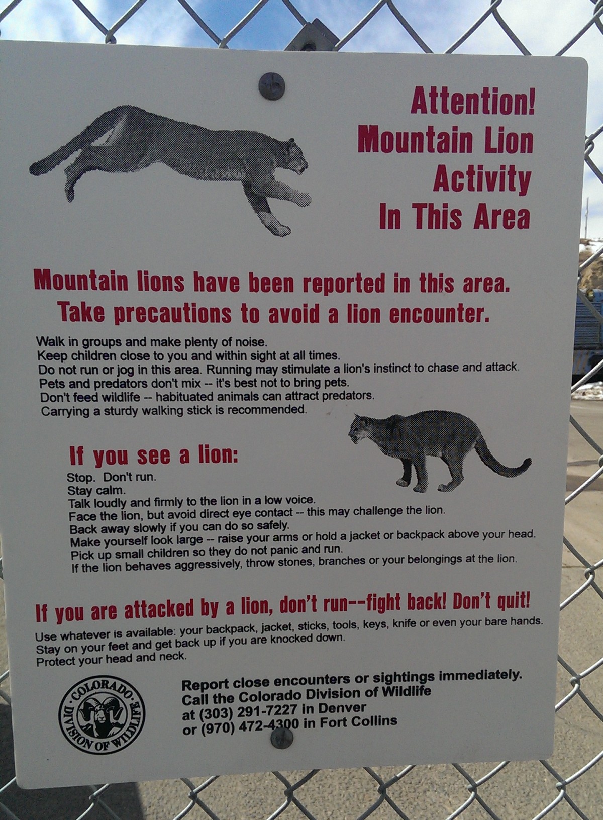 A warning at the Colorado School of Mines Museum parking lot